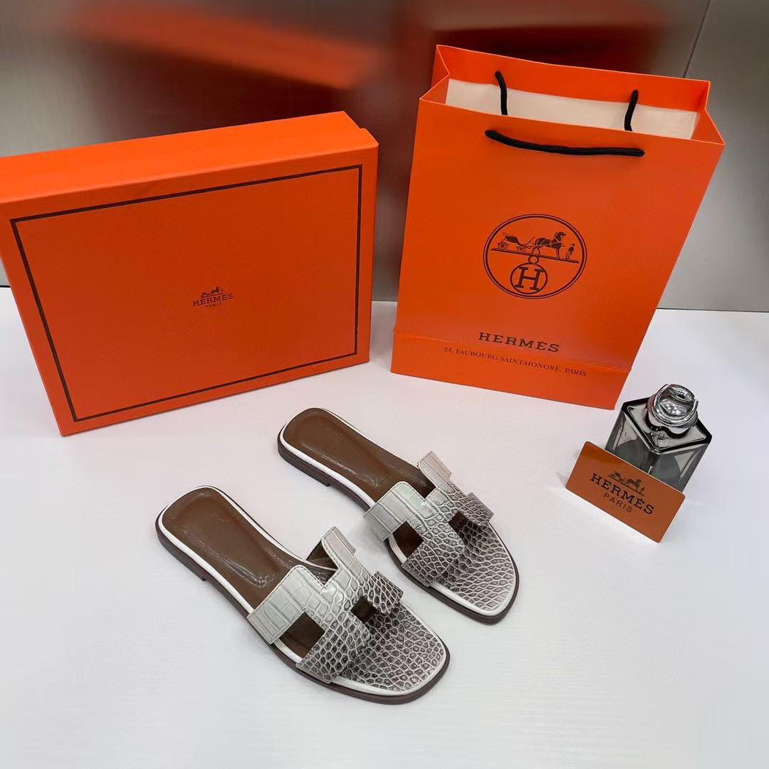 Hermes Paris Oran Flats Croc Leather White For Her With OG Box & Carry Bag White Slide