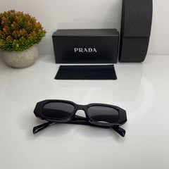 Prada 8679 Black