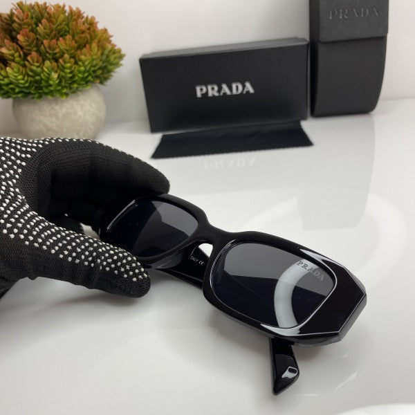 Prada 8679 Black