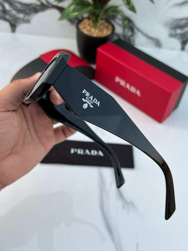 Prada milano 8679