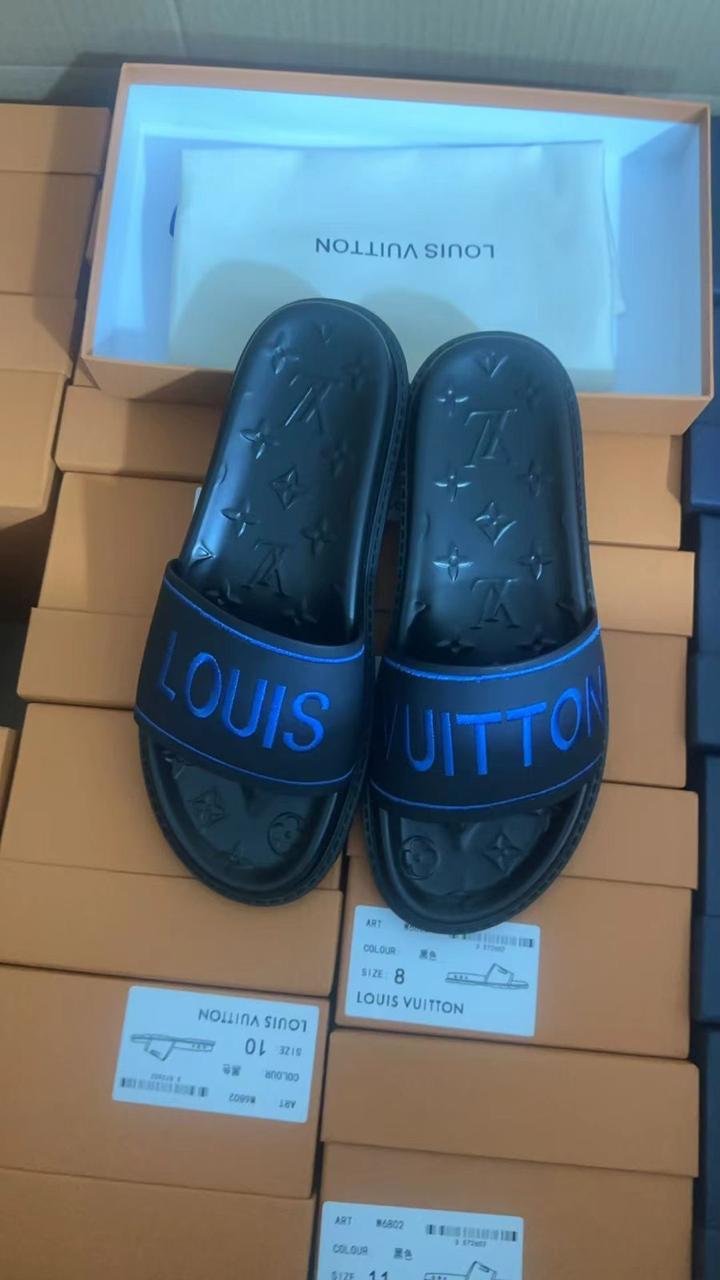 Louis Vuitton Lether Premium Slide