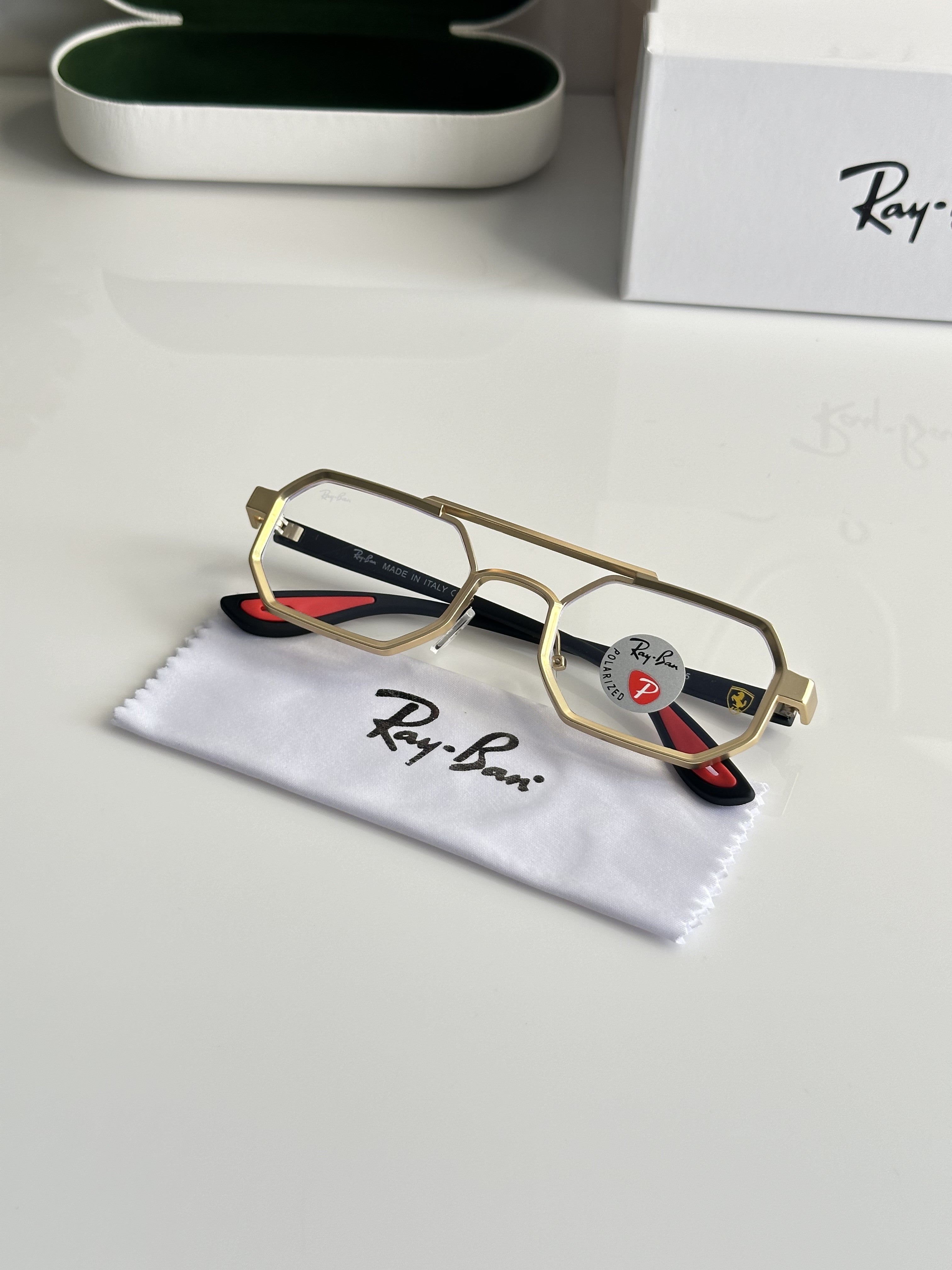 RAYBAN 05 HEXAGON GOLD FRAME