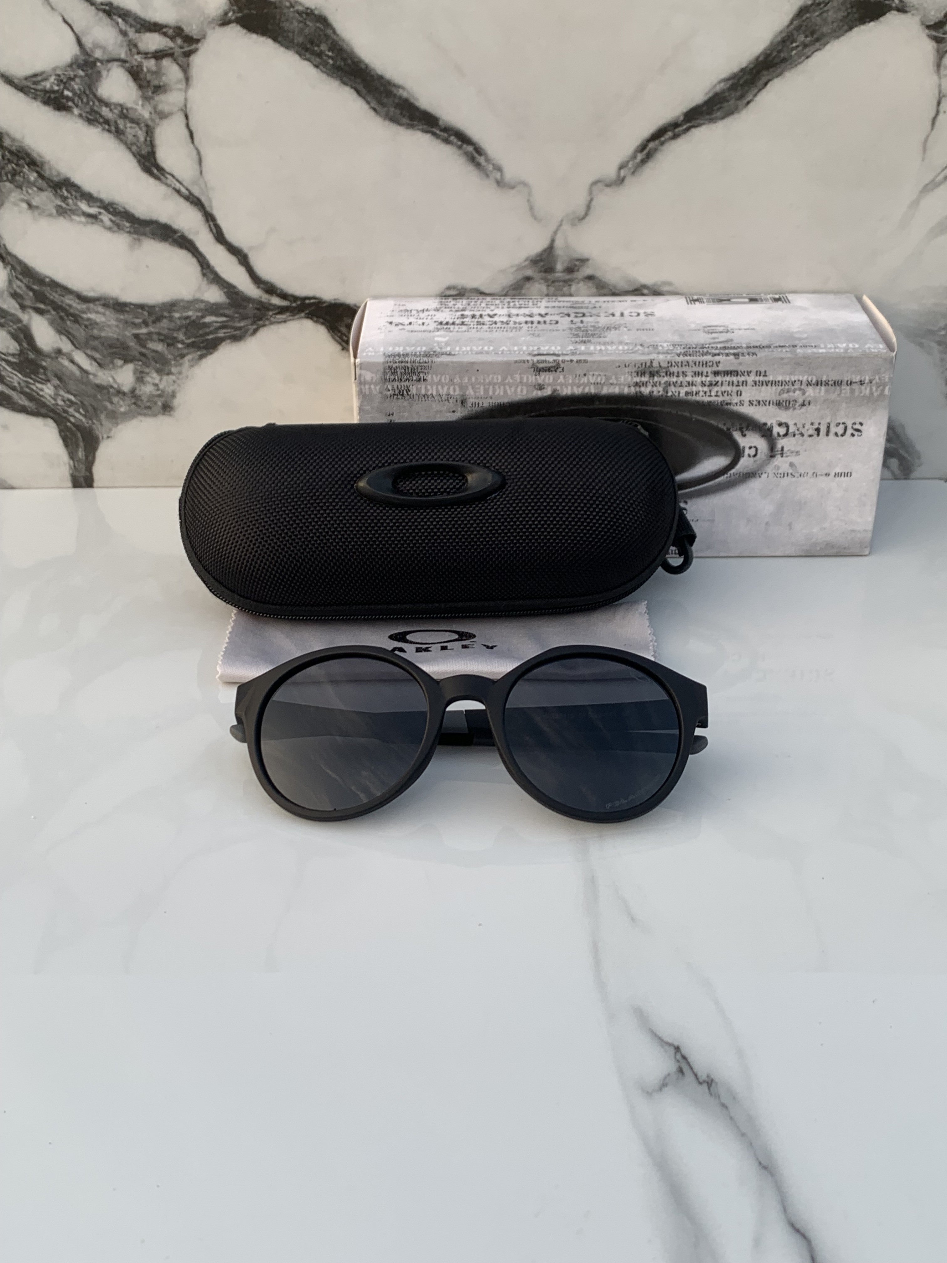 OAKLEY 83110 GREY