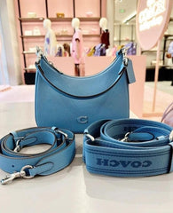 バッグ Coach Signature Soft Clip Hobo Bag Blue Coach Signature Soft Clip Hobo Bag Blue - メルカリ