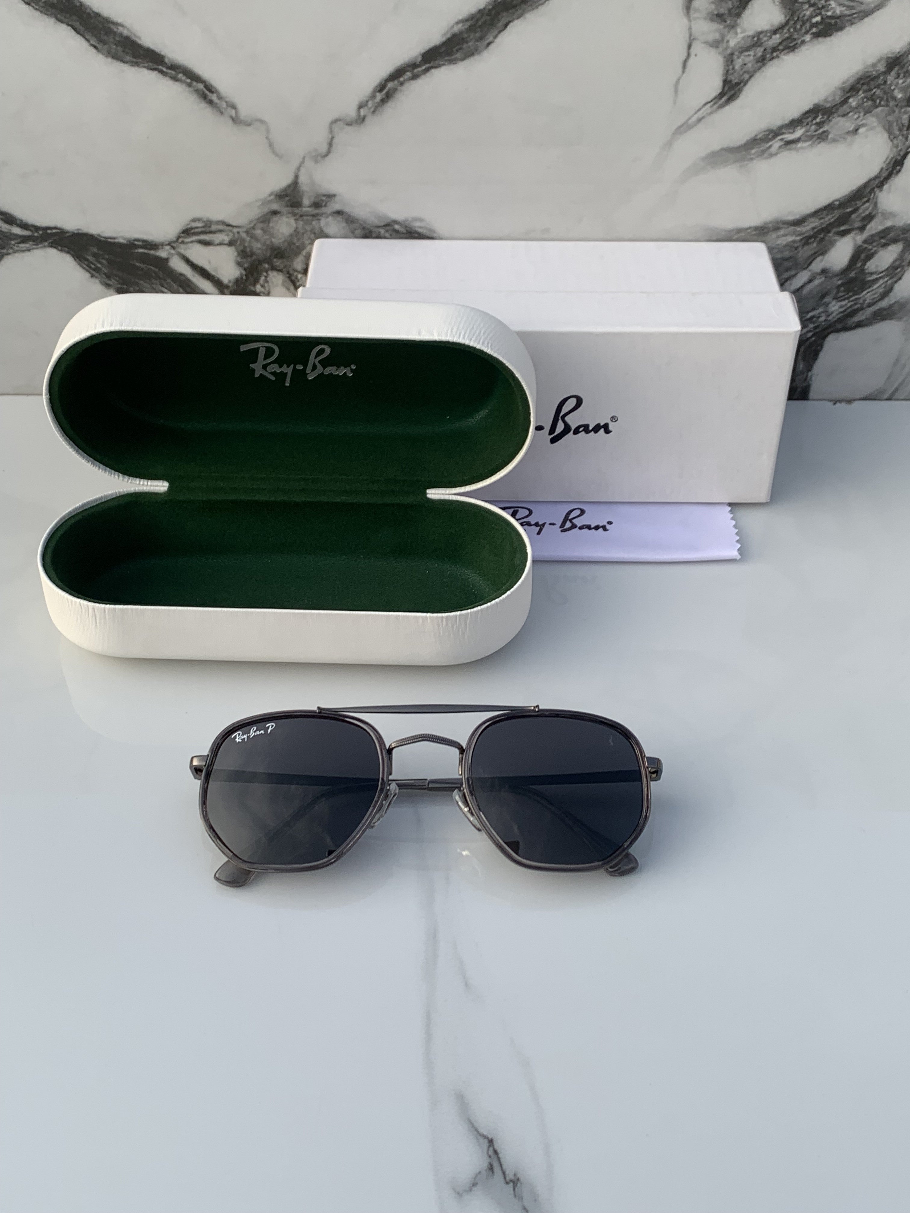 Rayban 3648 grey