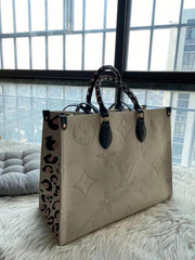 Louis Vuitton Lv On The Go Monogram Leather Tote Bag With Dust Bag Large White - M58522