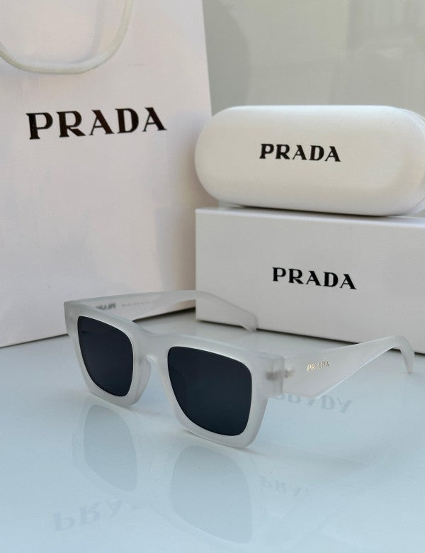 PRADA 11 WHITE BLACK