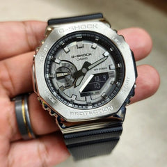 Casio g shock gm2100