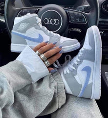 jordan retro 1 mid WOLF GREY