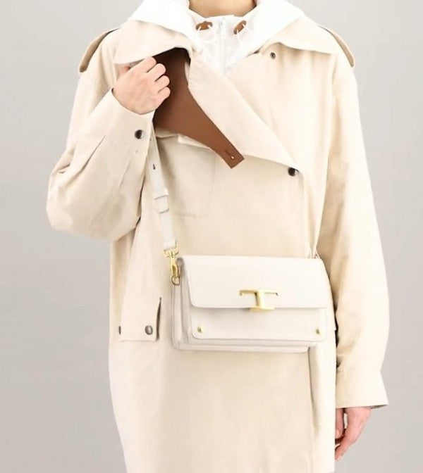 TODS T Timeless Shoulder Bag With OG Box & Dust Bag (White 661)