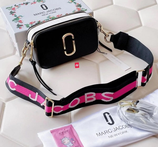 MARC JACOBS Snapshot Crossbody Bag With 2 Belts OG Box & Dust Bag (Black - 150)