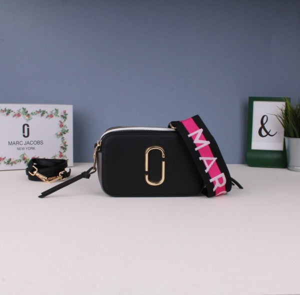 MARC JACOBS Snapshot Crossbody Bag With 2 Belts OG Box & Dust Bag (Black - 150)