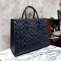Coach Signature Black field Tote With Dust Bag (ACE- Black26)
