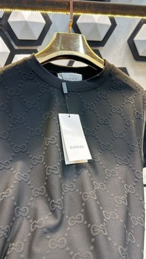 GC LOGO EMBOSSED PREMIUM BLACK TSHIRT