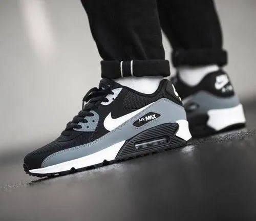 Airmax 90 essential black white As2