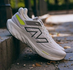 New Balancee Fresh Foam 1080v13 neon