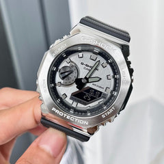 Casio g shock gm2100