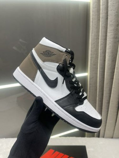 Nike Air Jordan 1 High Mocha