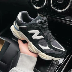 NEW BALANCE 9060 BLACK WHITE