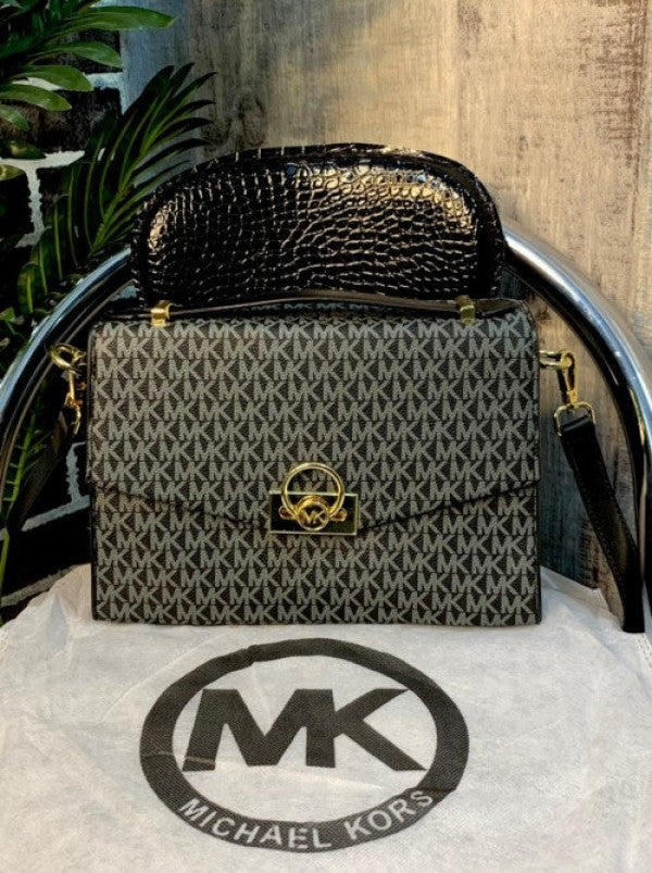 Michael Kors Hendrix Logo Cross-Body Bag With OG Box & Dust Bag (21009 Black)