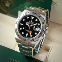 Rolex Oyster perpetual Explorer 2.0  Silver Black