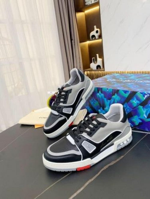 Louis Vuitton Trainer Sneaker Grey Black
