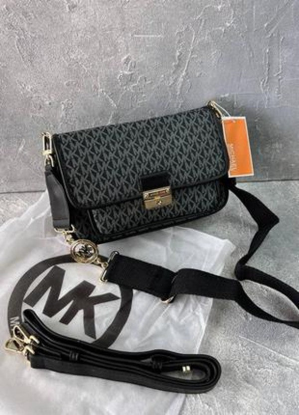 Michael Kors Bradshaw Cross Body Bag With OG Box (22001-Black)