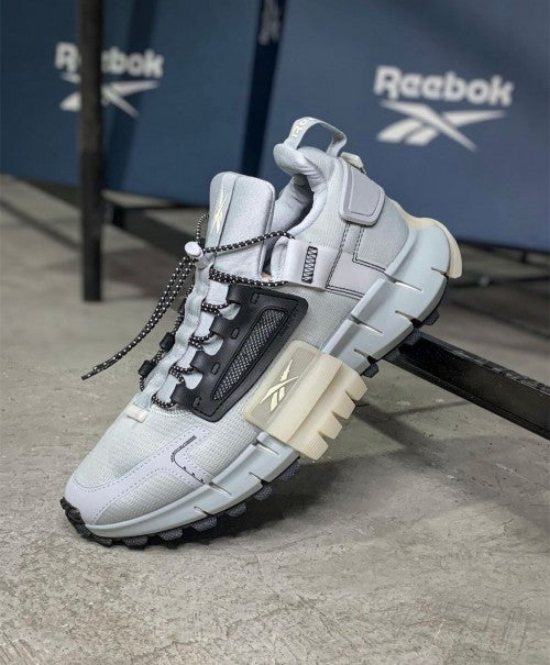 REEBOK ZIG KINETICA GREY