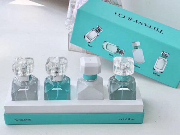 TIFFANY GIFT SET OF 4