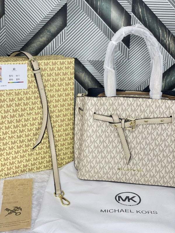 Michael Kors Signature Emilia White Shoulder Bag With Premium Box Packaging & Accessories (8611)