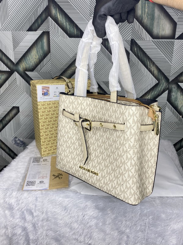 Michael Kors Signature Emilia White Shoulder Bag With Premium Box Packaging & Accessories (8611)