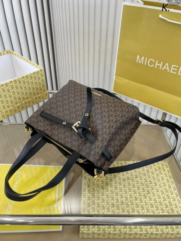 Michael Kors Signature Emilia White Shoulder Bag With Premium Box Packaging & Accessories (8611)