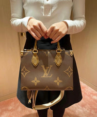 LV On The Go Pochette Premium Quality With OG Double Magnetic Box & Dust Bag - Coin Pouch (BL - 186)