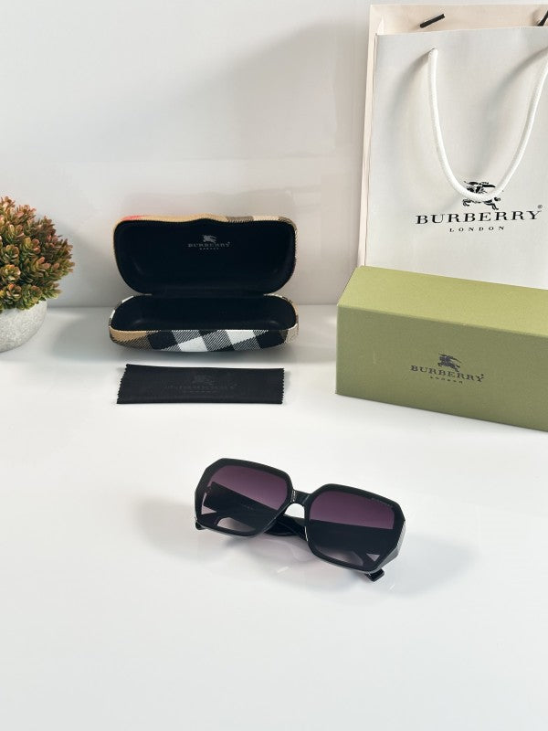 Burberry WMNS 5300 Black