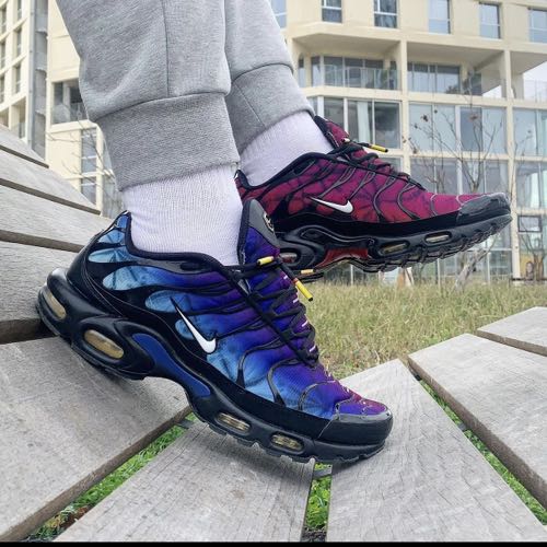 NIKE AIRMAX PLUS 25th ANNIVERSARY