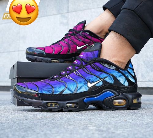 NIKE AIRMAX PLUS 25th ANNIVERSARY