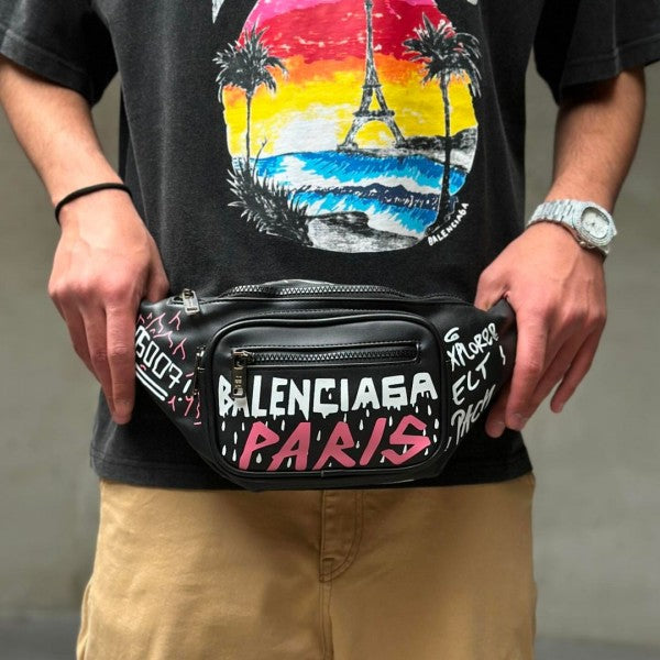 Balenciaga Grafiti Unisex Waist Pouch Track Belt Bag Signature With Dust Bag (B16 Black)