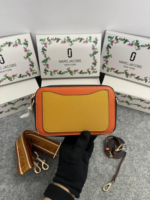 Marc Jacobs The SnapShot Camera Sling Bag With Dust Bag & OG Box (996 Orange)