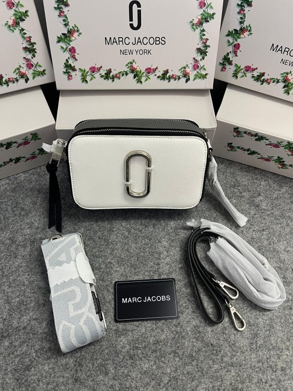 Marc Jacobs The SnapShot Camera Sling Bag With Dust Bag & OG Box (996 Black White)