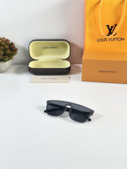 Louis Vuitton 1822 Ice Black