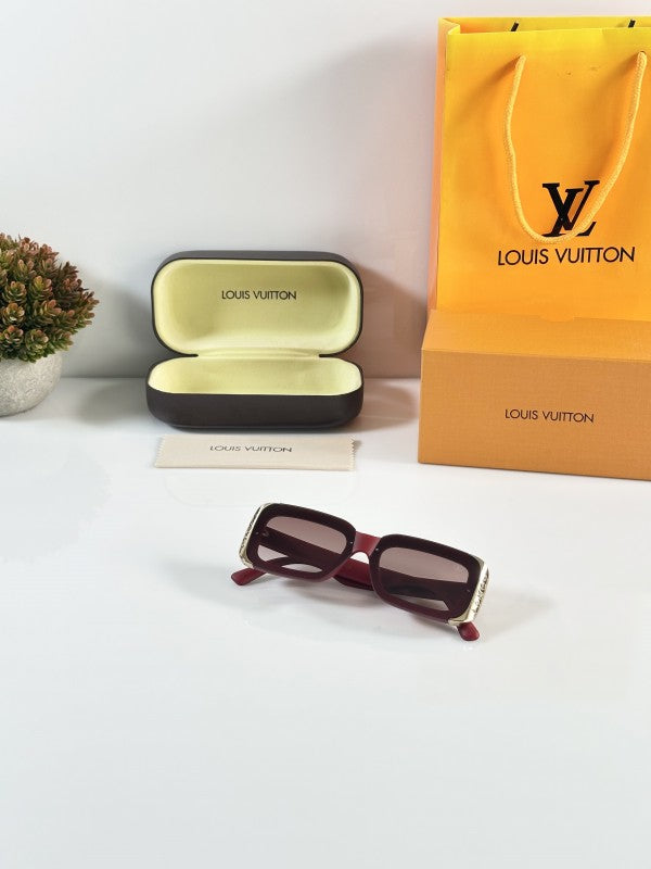 Louis Vuitton WMNS 1653 Maroon