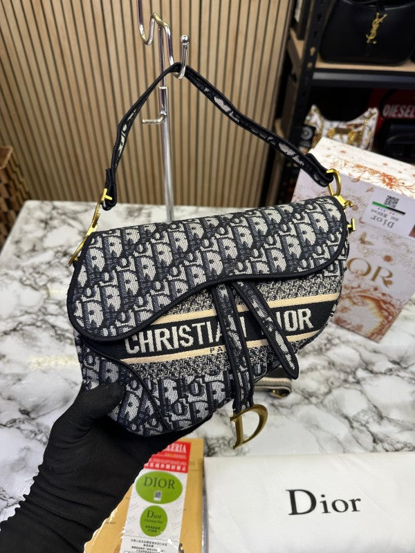 Dior Saddle Bag Oblique Embroidery With OG Box & Dust Bag (Black D 128)0