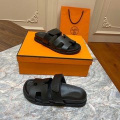 HERMES Calfskin Mens Chypre Sandals black