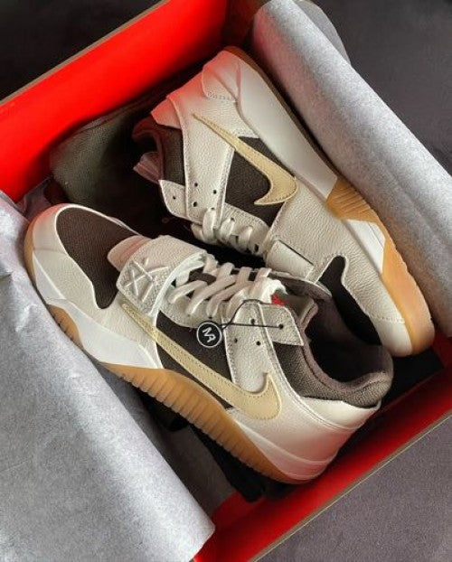 NIKE AIR JORDAN JUMPMAN JACK TRAVIS SCOTT