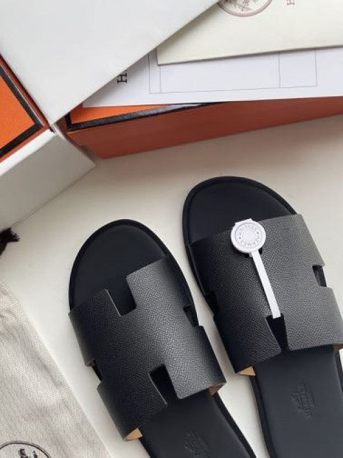 Hermes IZMIR Slides ALL BLACK WITH CARRY BAG DUST BAG OG BOX