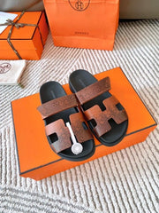 HERMES Calfskin Mens Chypre Sandals Black Brown