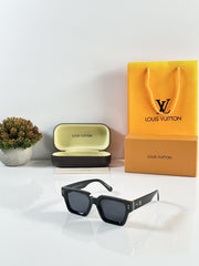 Louis Vuitton 8263 Black