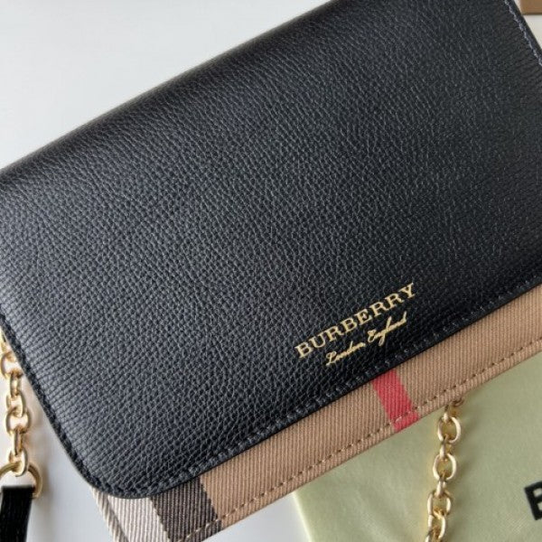 Burberry Bolsa Derby House Check Sling Bag With OG Box & Dust Bag 40681441 Black