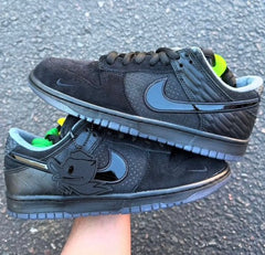 NIKE SB DUNK LOW DUCK OF THE FEATHER BLACK UNIVERSITY