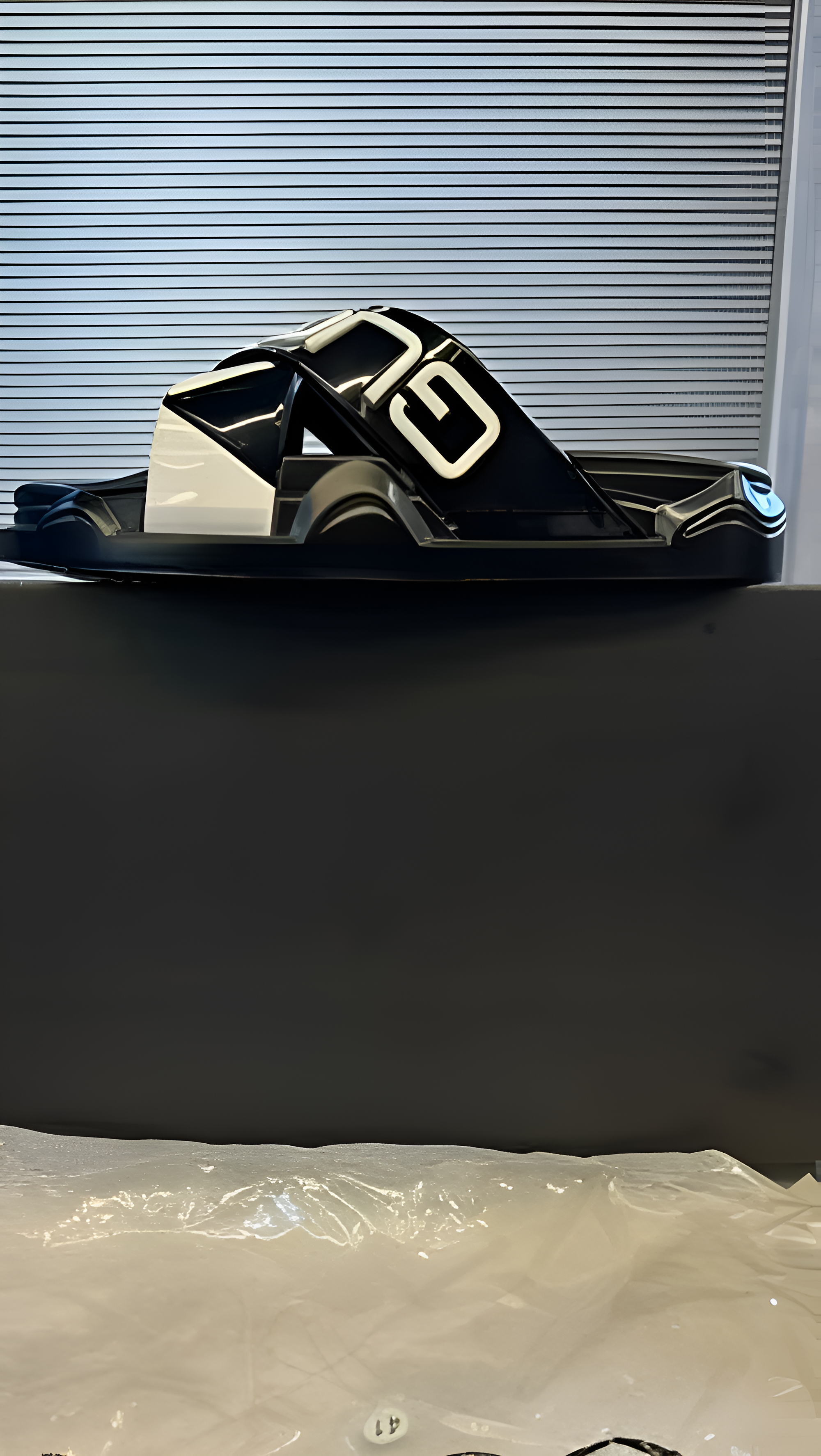 Gucci Logo Slide black white